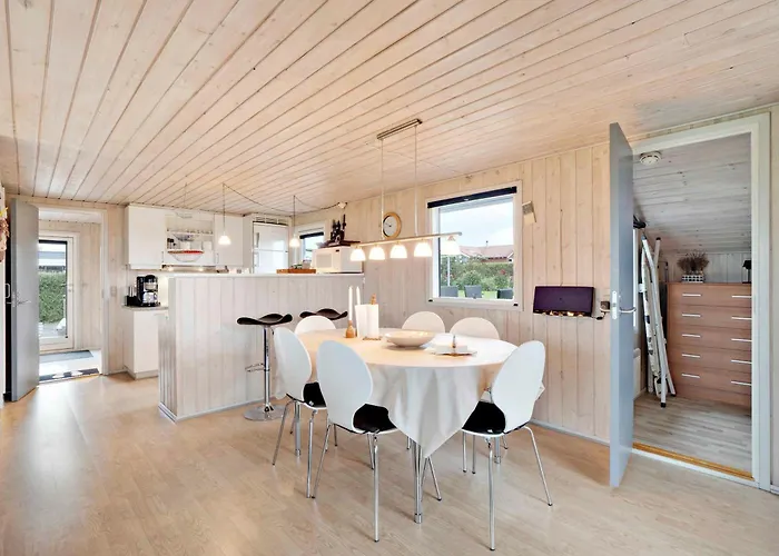 Fantastic View Over Veno Bay Hébergement de vacances